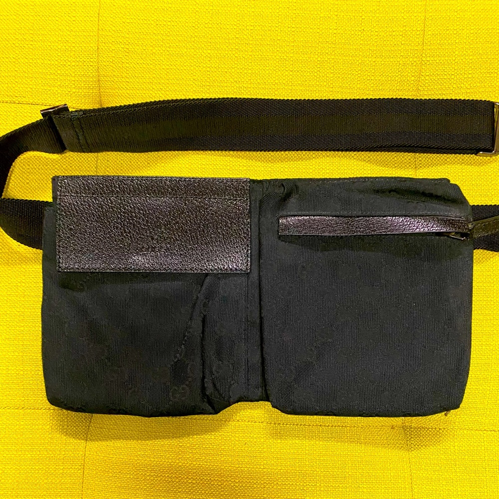 Gucci Bum Belt Monogram Fanny Pack Black Canvas Bag ( Fanny Pack)